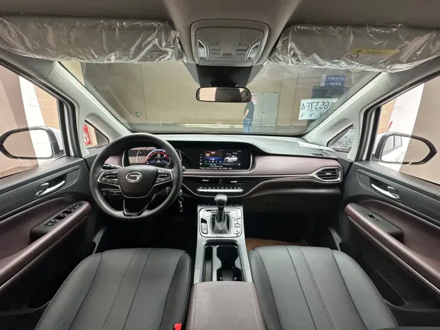 GAC Trumpchi M6 — Фото автомобиля 15