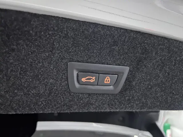 BMW 3 Series — Фото автомобиля 16