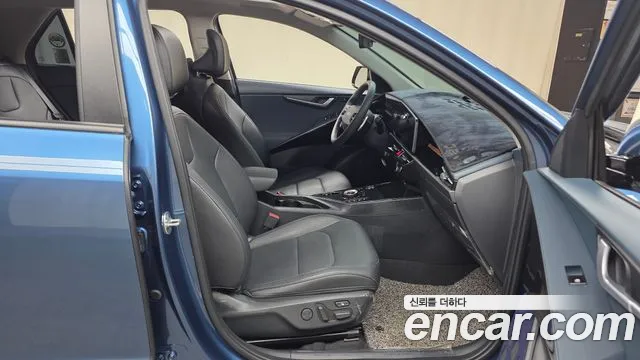 Kia Niro New — Фото автомобиля 17