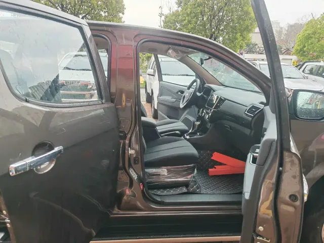 Isuzu Lingtuo — Фото автомобиля 15