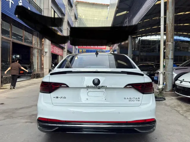 Volkswagen Sagitar — Фото автомобиля 5