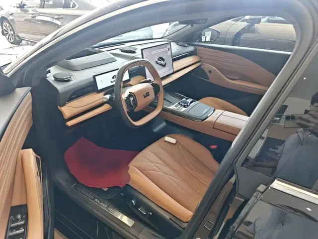Geely Galaxy Xingyao 8 — Фото автомобиля 14