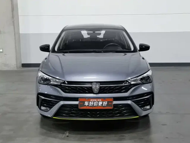Roewe i5 — Фото автомобиля 3