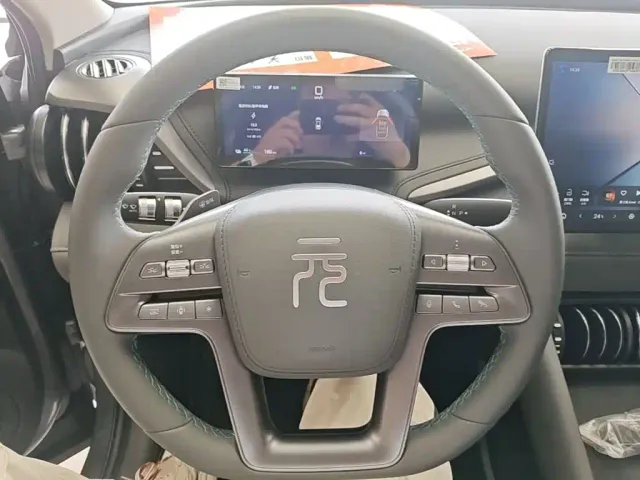 BYD Yuan PLUS — Фото автомобиля 10