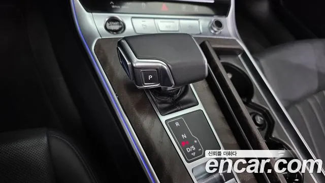 Audi A6 C8 — Фото автомобиля 12