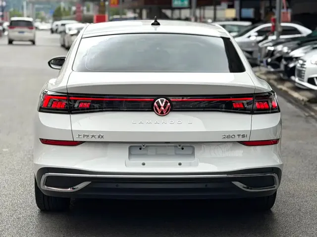 Volkswagen Lamando — Фото автомобиля 7
