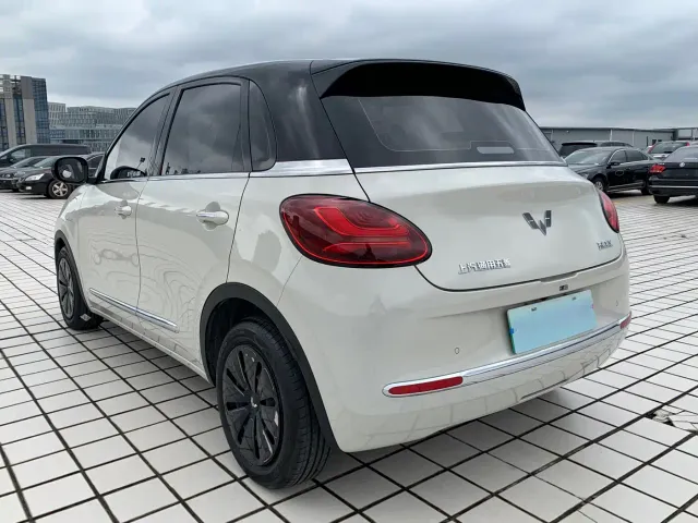 Wuling Bingo — Фото автомобиля 4