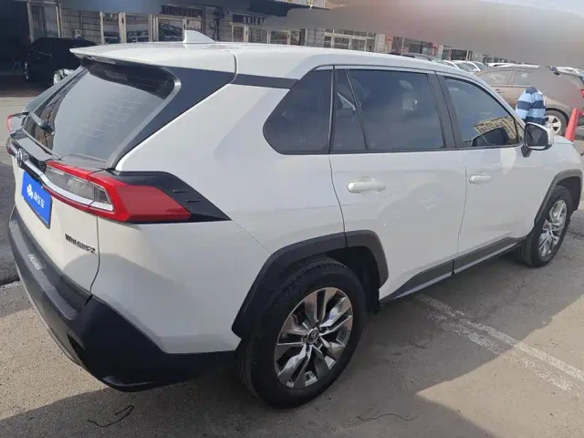 Toyota Wildlander — Фото автомобиля 3