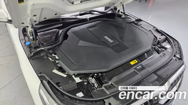 BMW i5 — Фото автомобиля 5