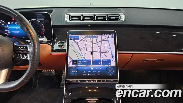 Mercedes-Benz S-Class — Фото автомобиля 4