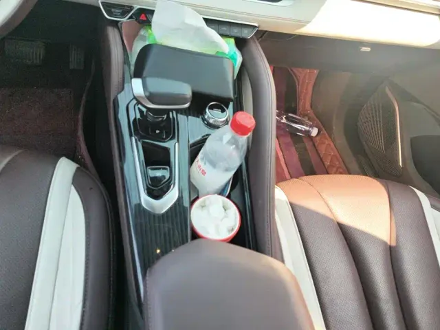 Geely Xingyue L — Фото автомобиля 16