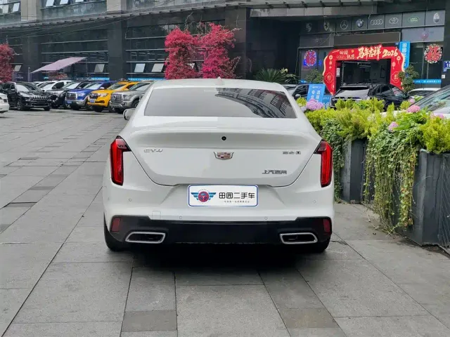 Cadillac CT4 — Фото автомобиля 5