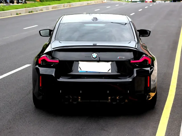 BMW M2 — Фото автомобиля 10