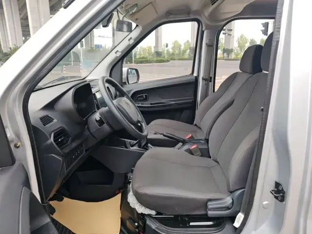 Changan Kaicheng Changan Ruixing M60 2023 1.5L GDI Comfort Bus 6/7 Seater — Фото автомобиля 14