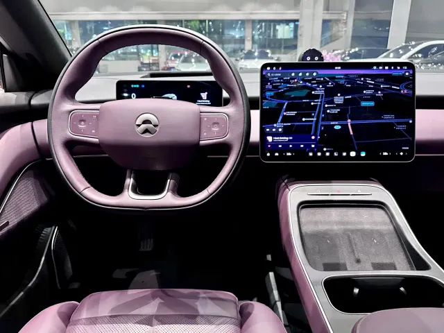 Nio ET5 Touring — Фото автомобиля 17