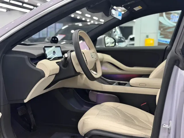 Nio ET5 — Фото автомобиля 8