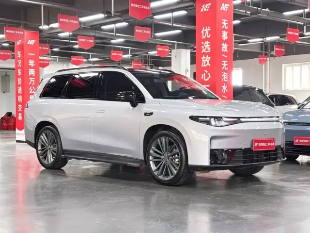 Leapmotor Leapmotor C16 2024 Pure Electric 520 Premium Edition — Фото автомобиля 3