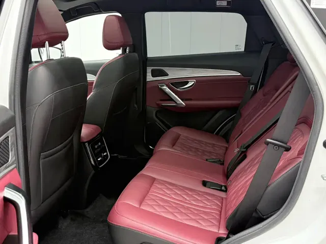 Jetour X70 Plus — Фото автомобиля 15