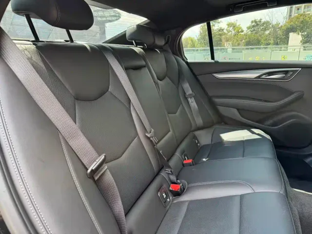 Cadillac CT5 — Фото автомобиля 28