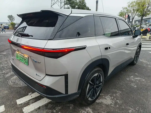 Toyota BoZhi 3X — Фото автомобиля 3