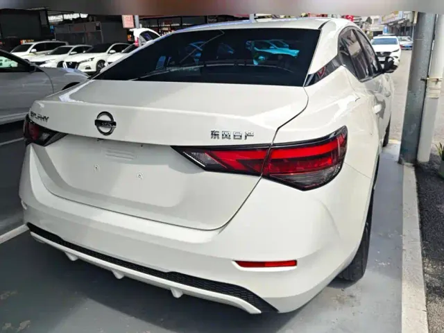 Nissan Sylphy — Фото автомобиля 3
