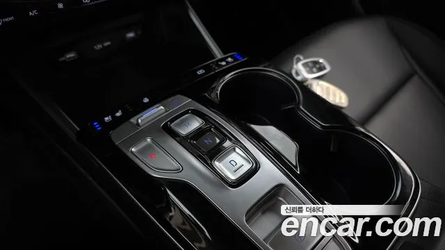 Hyundai Tucson Tucson (NX4) Дизель 2.0 2WD — Фото автомобиля 9