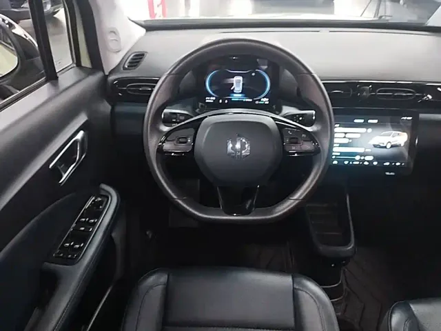 Leapmotor T03 — Фото автомобиля 14