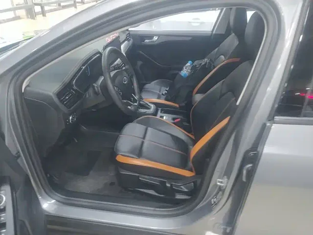 Ford Focus — Фото автомобиля 14