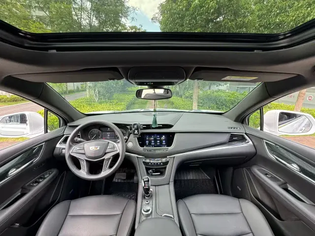 Cadillac XT5 — Фото автомобиля 5