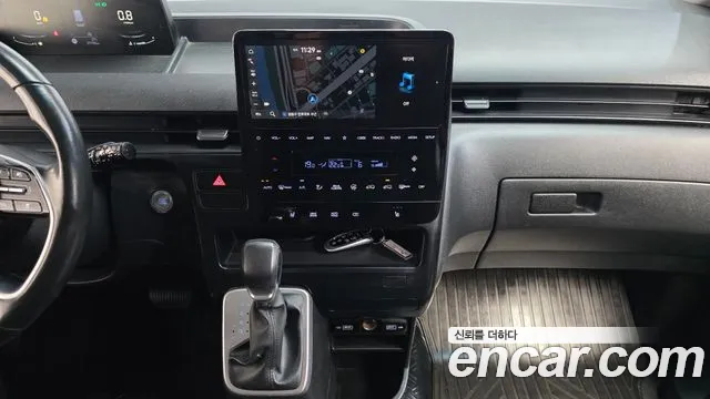 Hyundai Staria Staria 4WD Tourer 11 мест — Фото автомобиля 15