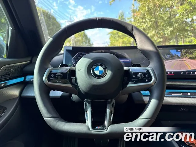 BMW 5-Series 5 серия (G60) 530i xDrive M Sport Pro Special Edition — Фото автомобиля 11