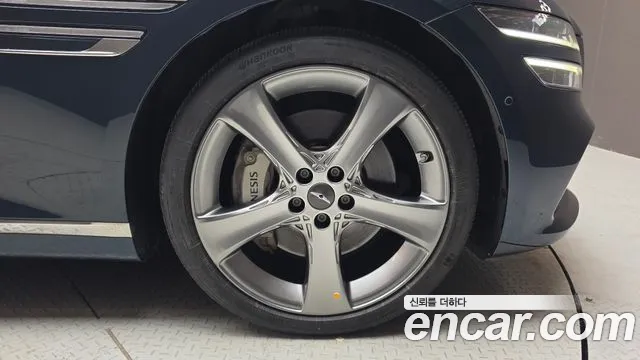 Genesis G80 RG3 — Фото автомобиля 6