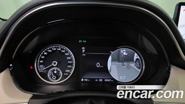 Genesis GV70 — Фото автомобиля 11