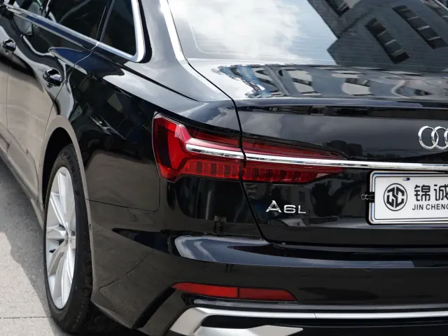 Audi A6L — Фото автомобиля 15