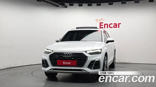 Audi Q5 45 TFSI quattro Premium — Фото автомобиля 3