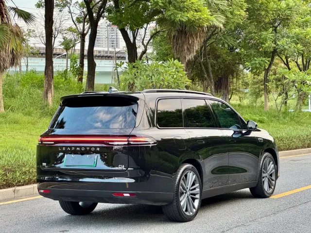 Leapmotor C16 — Фото автомобиля 6