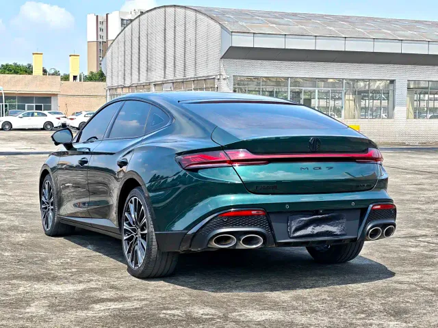 MG 7 — Фото автомобиля 13