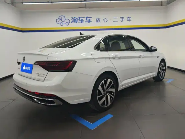 Volkswagen Sagitar — Фото автомобиля 3