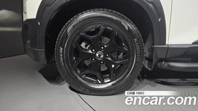 KG_Mobility_Ssangyong Rexton Новый Rexton Sport Khan Дизель 2.2 4WD — Фото автомобиля 5