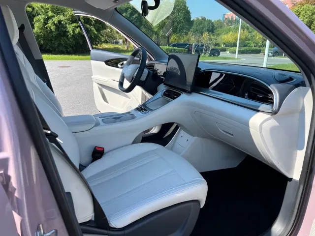 Geely Starry Wish — Фото автомобиля 13