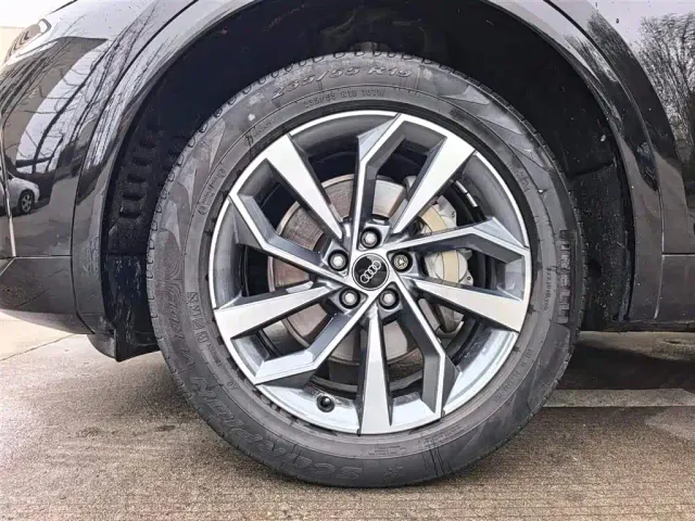 Audi Q5L — Фото автомобиля 15
