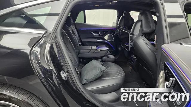 Mercedes-Benz EQS — Фото автомобиля 12