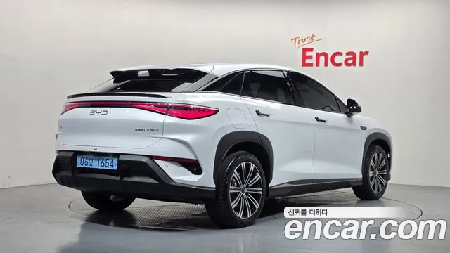 BYD Sealion 7 — Фото автомобиля 2
