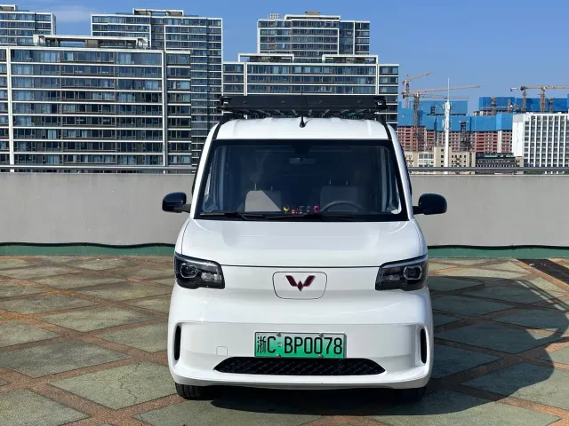 Wuling Zhiguang NEV — Фото автомобиля 2