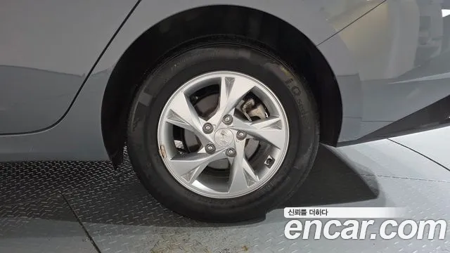 Hyundai Avante CN7 — Фото автомобиля 20