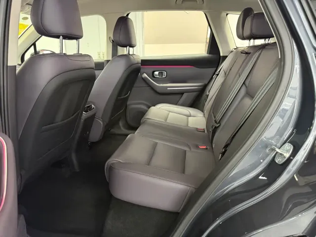 Leapmotor C10 — Фото автомобиля 6