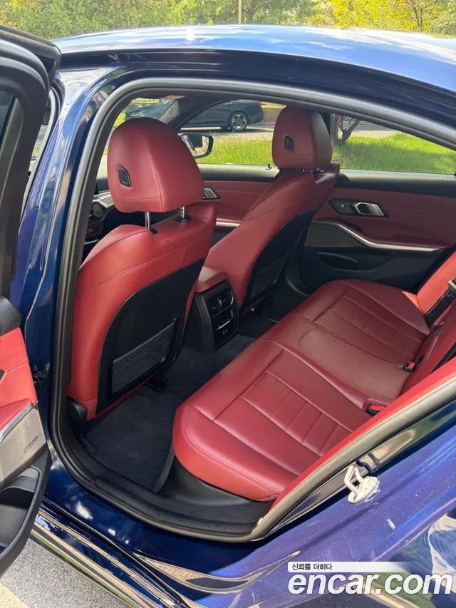 BMW 3 Series — Фото автомобиля 15