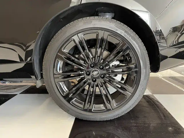 Land Rover Range Rover — Фото автомобиля 11