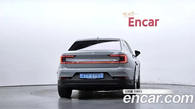 Polestar Polestar 2 — Фото автомобиля 4
