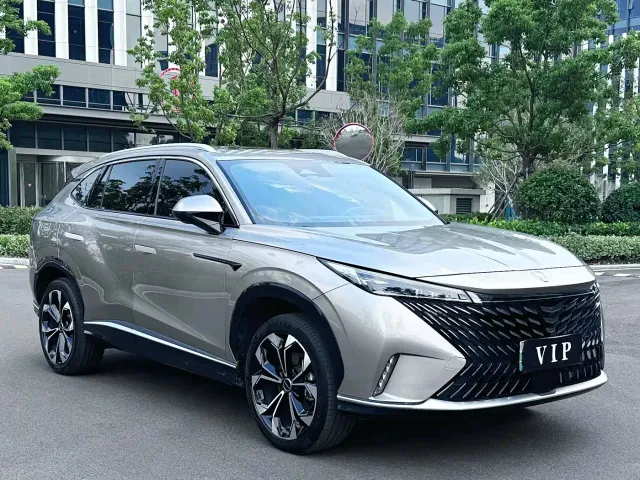 Roewe Roewe RX5 New Energy 2023 eRX5 Super Hybrid Superior Edition — Фото автомобиля 3